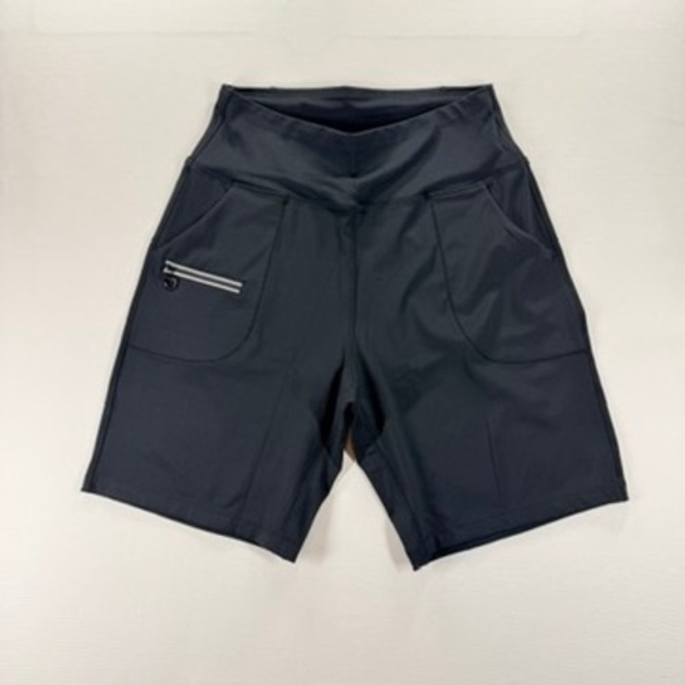 NWOT Women's High Waist Athletic Bermuda Shorts Pockets Black Medium